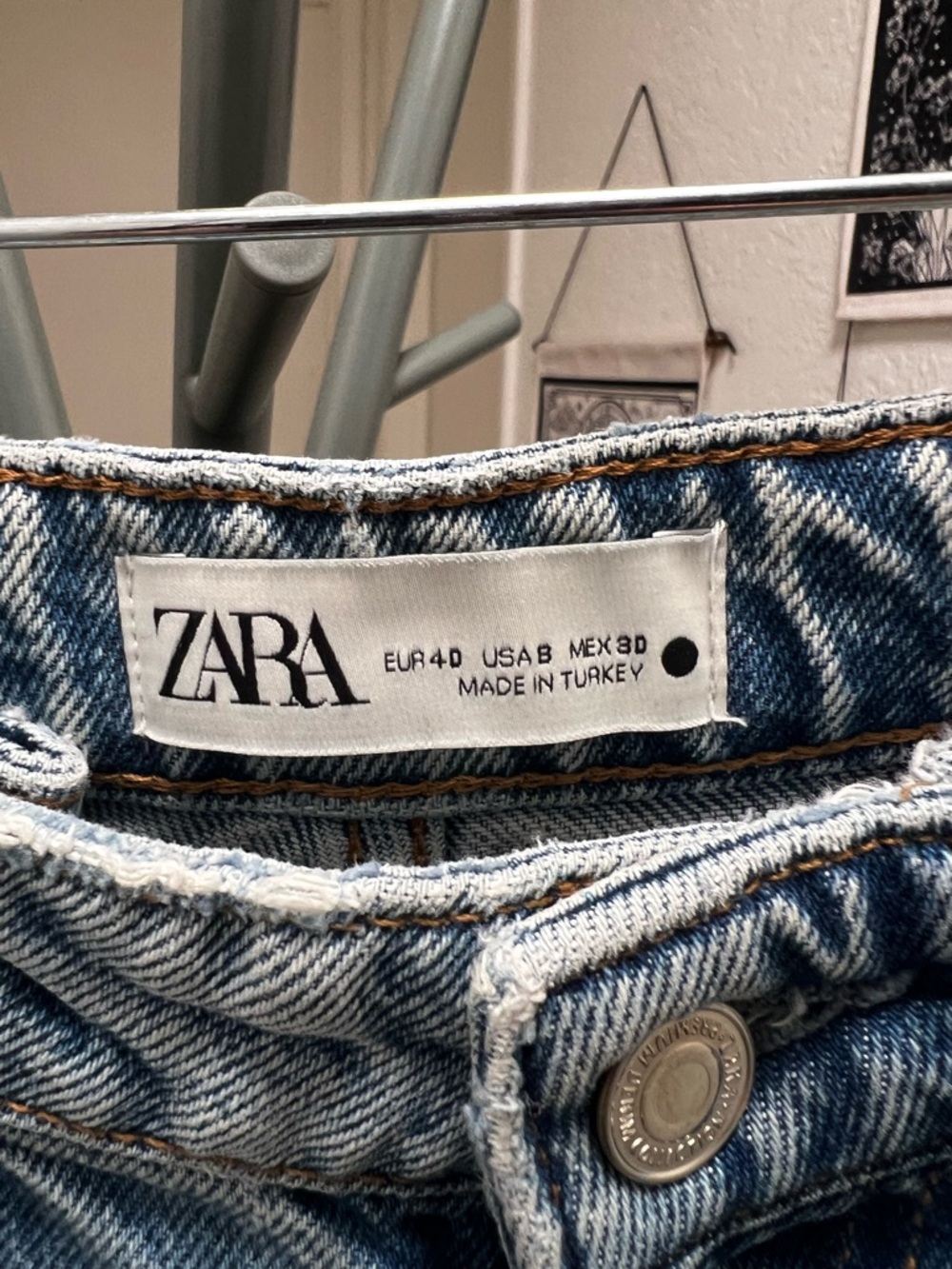 Zara high waisted wide leg jeans - Picture 3 of 4